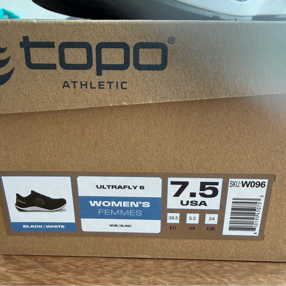 Topo Athletic Ultrafly 6 Running shoes women’s 7.5 NEW - Picture 6 of 6